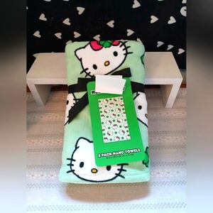 Hello Kitty St Patrick Day hand towels